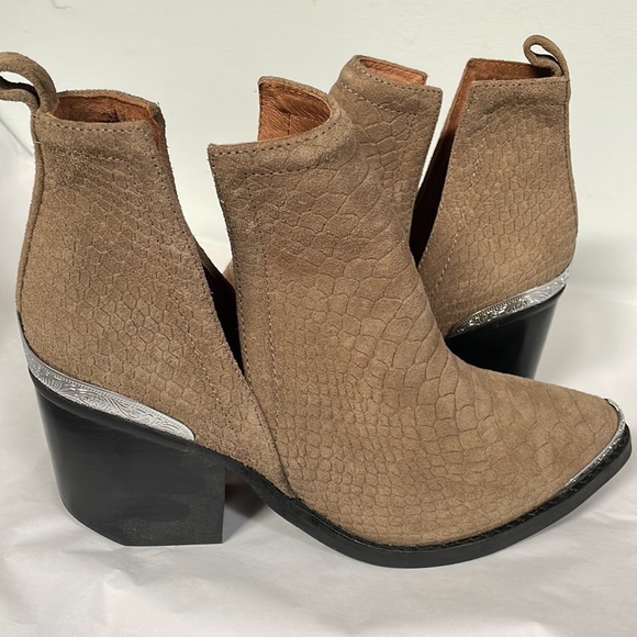 Free People Jeffrey Campbell Cromwell Hunt The Plains Cutout Ankle Boots Size 6 - Picture 9 of 16